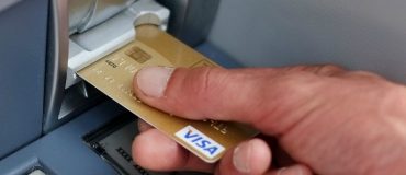 4 transactions via votre carte de crédit pourraient révéler votre identité