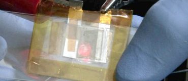 Batterie transparente Li-ion rechargeable à la lumière du jour