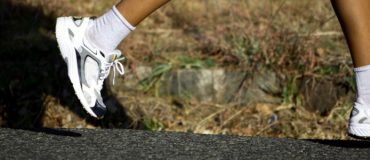 Porter des baskets peut entraver la course à pied