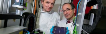 Photovoltaïque : la gravure à sec rend le solaire plus propre et abordable