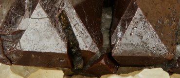 Cristallographie : quand un ordre inattendu émerge d'un matériau nanostructuré