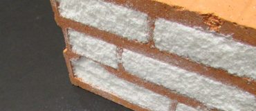 Construction : un aérogel rend les briques simples ultra-isolantes