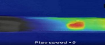 Un aérogel céramique ultraléger résistant aux chocs thermiques