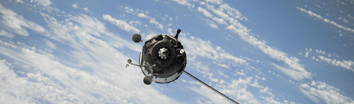 Débris spatiaux : vers des satellites réparables ?