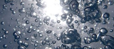 Ondes sonores à haute fréquence: de nouvelles applications médicales et en science des matériaux