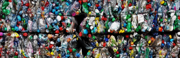 Les initiatives industrielles en matière de recyclage chimique des plastiques