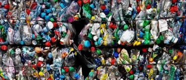 Les initiatives industrielles en matière de recyclage chimique des plastiques se multiplient