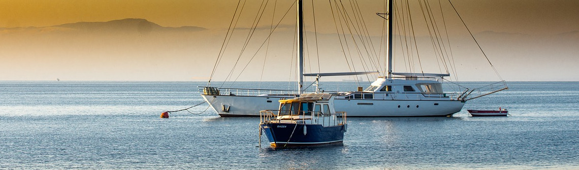 Une station de lavage adaptée à la coque des bateaux