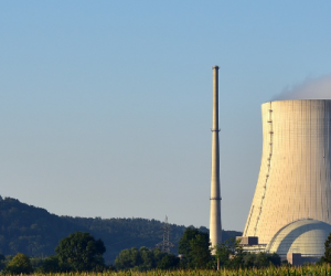 « Nucléaire, stop ou encore ? »