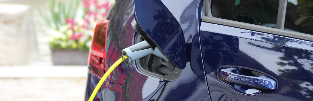 Bientôt des batteries structurelles, pour un stockage d’énergie « sans masse » ?