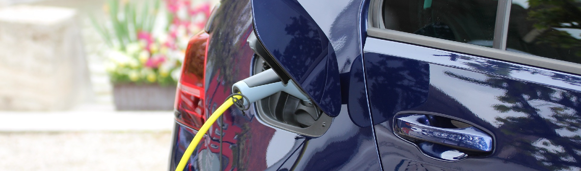 Bientôt des batteries structurelles, pour un stockage d’énergie « sans masse » ?