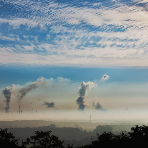 Qualité de l'air sous surveillance : mesures et règlementations