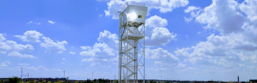 Une tour solaire pour la synthèse de kérosène plus neutre en carbone