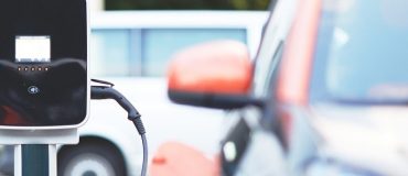 Les véhicules électrifiés atteignent près de 20 % de part de marché en France