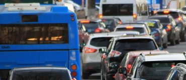 Un outil de régulation pour limiter la vitesse des véhicules en ville et réduire la pollution