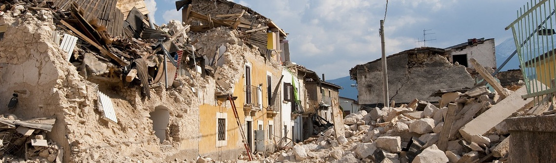 Détecter les grands tremblements de terre quelques heures avant leur déclenchement