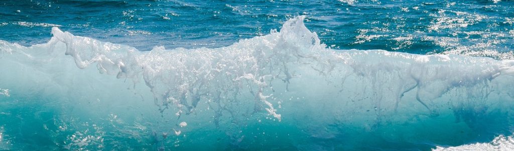 De nouvelles initiatives pour améliorer et décarboner le dessalement de l'eau de mer