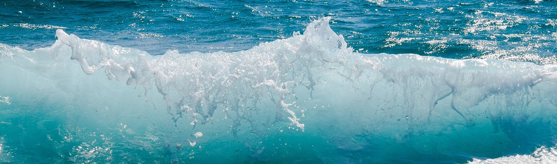 De nouvelles initiatives pour améliorer et décarboner le dessalement de l'eau de mer
