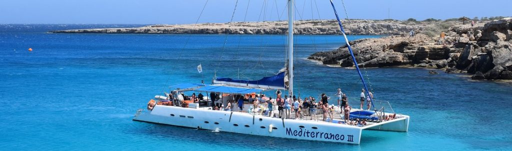 Réduire les coûts d'utilisation des matériaux composites dans le secteur naval