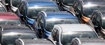Les ventes de véhicules électriques décollent en Chine, mais ralentissent en Europe