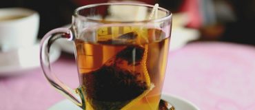 Des cellules humaines contaminées par des micro-plastiques issus de sachets de thé