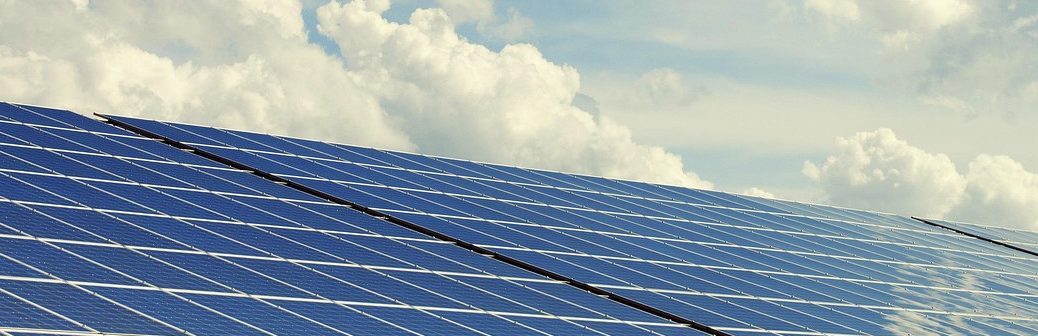 Les capacités en énergie éolienne et solaire de la Chine dépassent le thermique