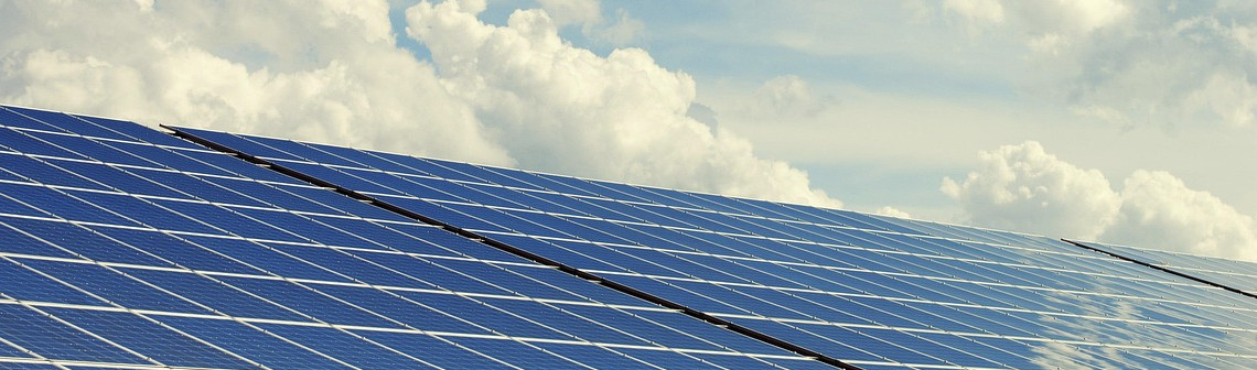 Les capacités en énergie éolienne et solaire de la Chine dépassent le thermique