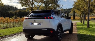 Stellantis révise sa trajectoire sur le 