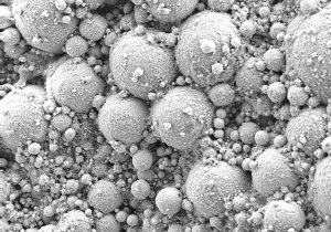 Le « métal vivant » est composé de l’alliage métallique EGaln et d’endospores de Bacillus subtilis Le « métal vivant » est composé de l’alliage métallique EGaln et d’endospores de Bacillus subtilis