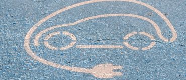 Pluq accélère le déploiement de la recharge électrique dans l’immobilier français