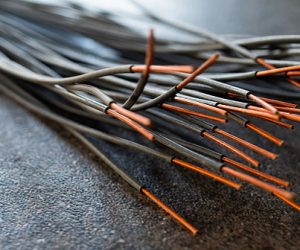 Véhicules électriques : les câbles de recharge ciblés par les voleurs de cuivre