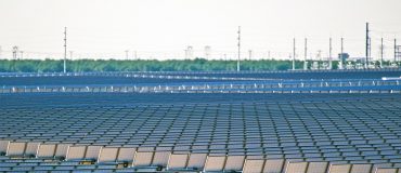 Photovoltaïque : comment la France tente de reconstruire une filière industrielle durable, entre innovation, souveraineté et pression concurrentielle