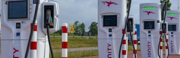 Mobilité électrique : l'Europe accélère le déploiement des bornes de recharge
