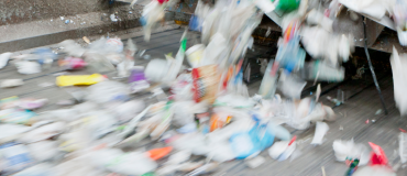 Et si le recyclage des plastiques pouvait se passer de tri ?