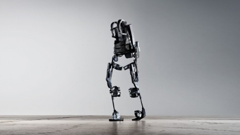 Les "rewalker", ces paralysés qui remarchent grâce à un exosquelette